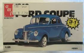 1940 Ford Coupe Car Model 1/25 Scale Model Kit AMT 6581