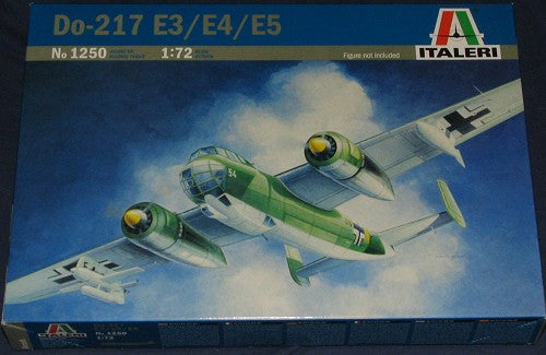 Dornier Do 217 E 3/E4/E5 Bomber 1/72 Scale Plastic Model Kit Italeri 1250