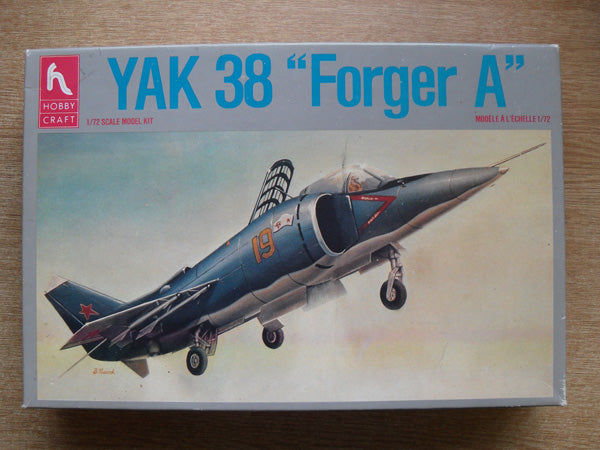 Yakovlev Yal 38 "Forger A" Fighter 1/72 Scale Plastic Model Kit Hobbycraft 1384
