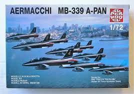 Aermacchi MB339A-PAN Trainer 1/72 Scale Plastic Model Kit Supermodel 10-014