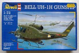 Bell UH-1H Huey Gunshio Helicopter 1/72 Scale Plastic Model Kit Revell 04407