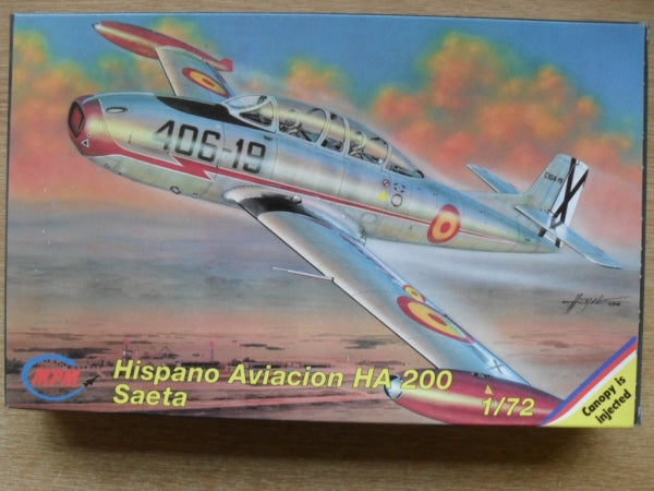 Hispano Aviacion HA 200 Saeta Trainer 1/72 Scale Plastic Model Kit MPM 72083