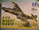 Martin B57G Canberra Bomber 1/72 Scale Plastic Model Kit Italeri 174