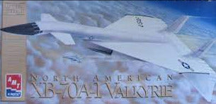North American XB-70 Valkyrie Bomber 1/72 Scale Plastic Model Kit AMT 8908
