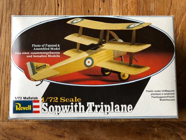 Sopwith Triplane Fighter 1/72 Scale  Plastic Model Kit Revell 0044