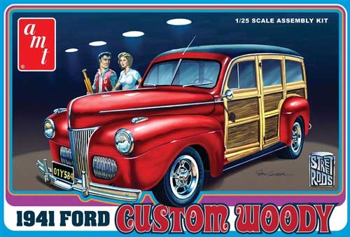 1941 Ford Custom Woody Plastic Model Car Kit