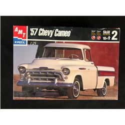 1957 Chevy Cameo Pickup Truck 1/25 Scale Plastic Model Truck Kit AMT6308