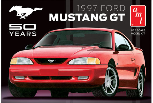 1997 Ford Mustang GT 1/25 Plastic Model Car Ki