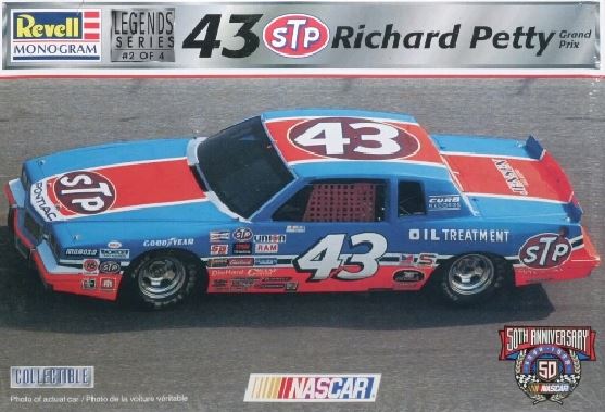 1984 Pontiac Grand Prix "Richard Petty" Plastic Model Car Kit