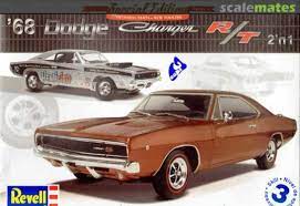 1968 Dodge Charger R/T 1/25 Scale Plastic Model kit Revell 85-4202