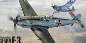 Messerschmitt Bf-109E3 1/48 Scale Plastic Aircraft Model Kit Hasegawa J001-1500
